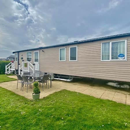 Caravan Church Farm Holiday Village 파감 외부 사진