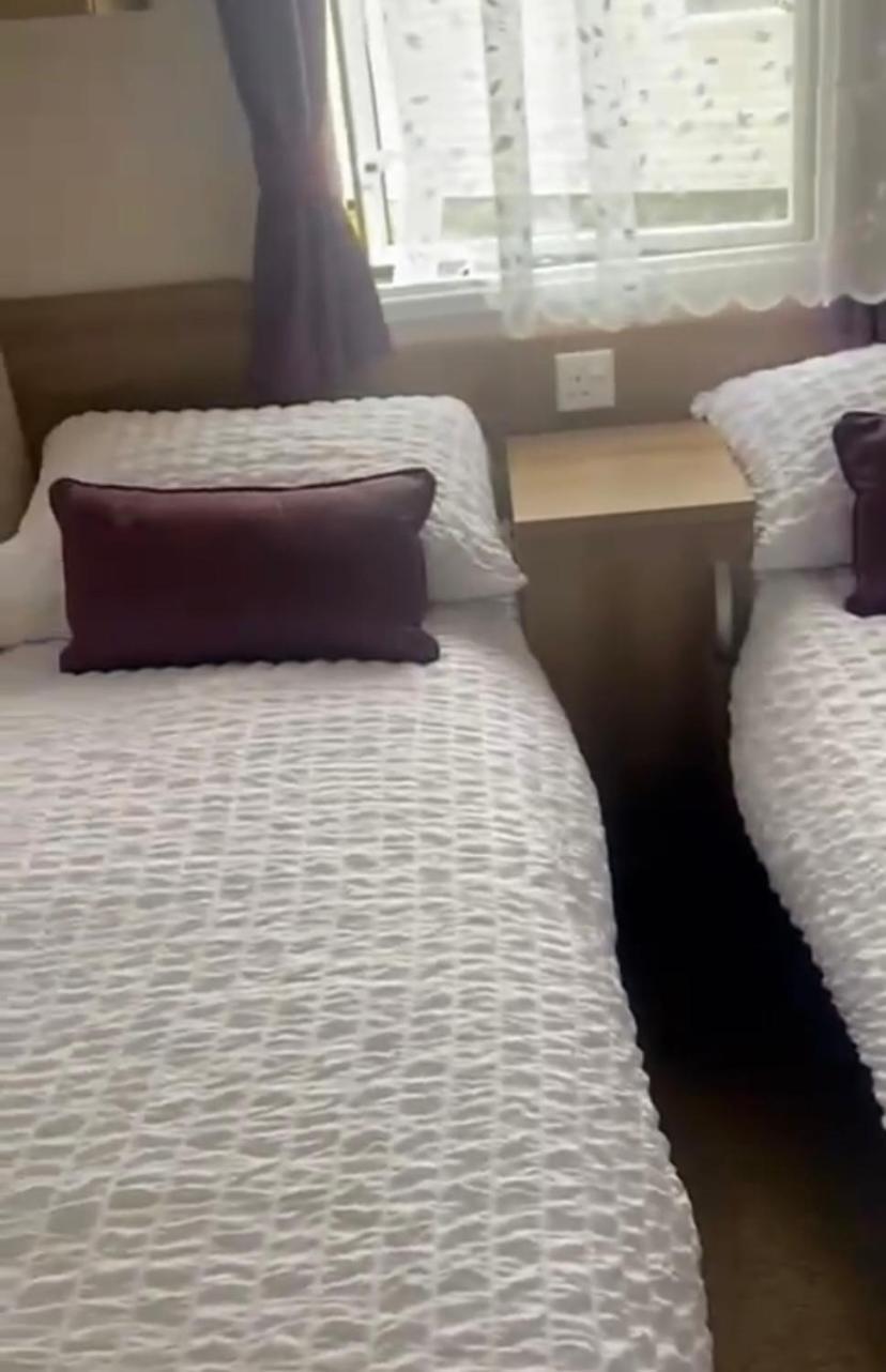 Caravan Church Farm Holiday Village 파감 외부 사진
