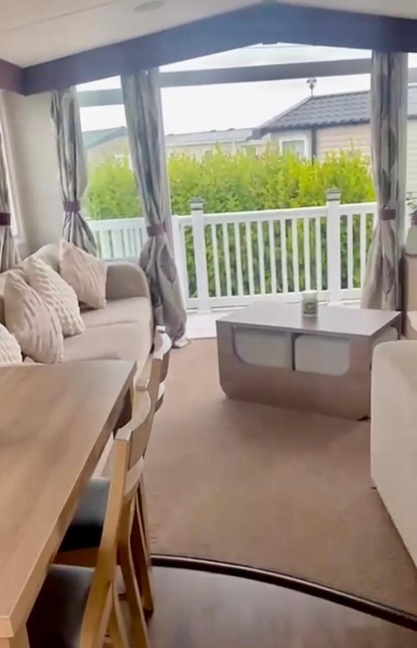Caravan Church Farm Holiday Village 파감 외부 사진